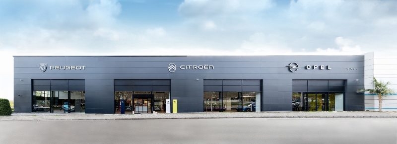  Novamer Otomotiv Seçkin Bir Davetli Toplulu�unun Kat�l�m�yla Aç�ld�! 